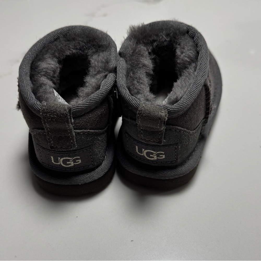 UGG Kids Mini Booties - Charcoal Gray